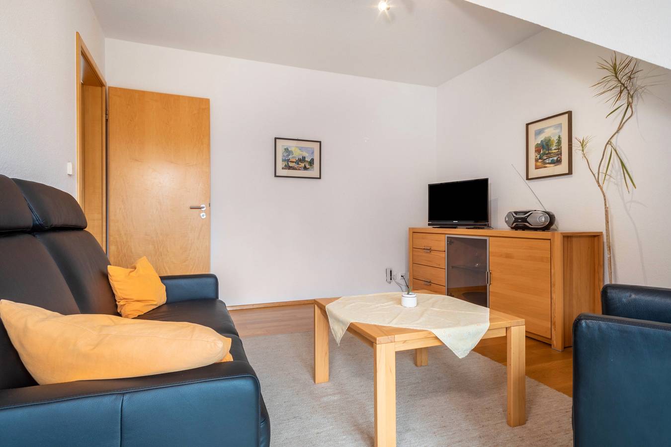 Ganze Wohnung, Ferienwohnung '3 Dachgeschoss' mit Balkon und Wlan in Bad Waldsee, Oberschwaben