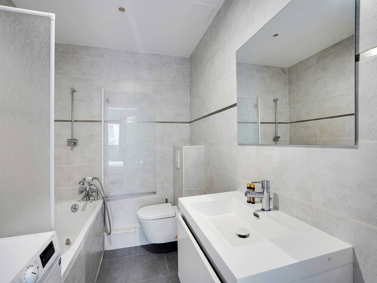 Appartement entier, Magnifique appartement - 2Br/6P - Proche Paris in Levallois-Perret, Hauts-de-Seine