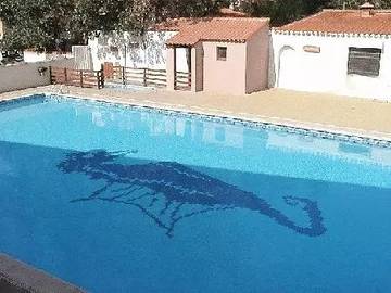 Villa pour 5 personnes, avec vue ainsi que terrasse et piscine à Marseillan