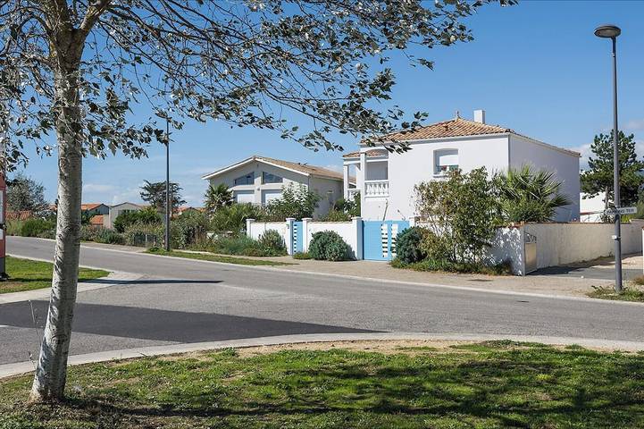 Location de vacances pour 4 personnes, avec jardin, animaux acceptés à Aytré