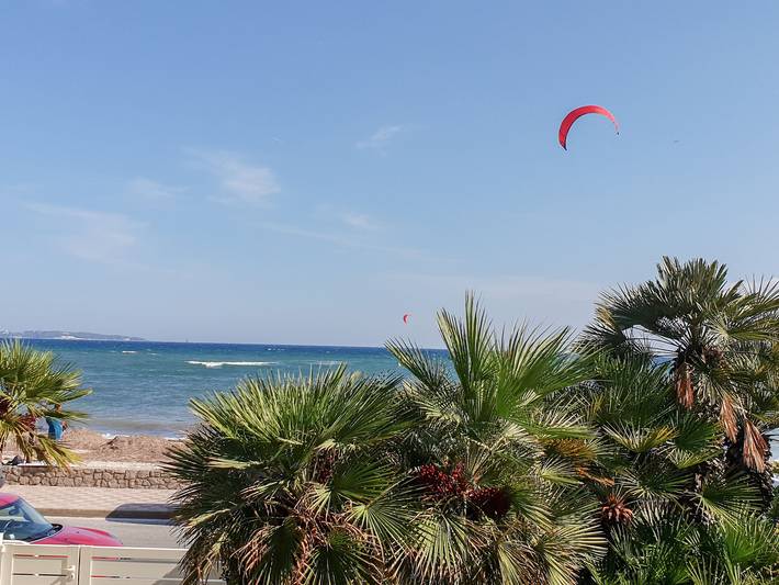 Gîte pour 5 personnes, avec terrasse dans Plage du Palm Beach