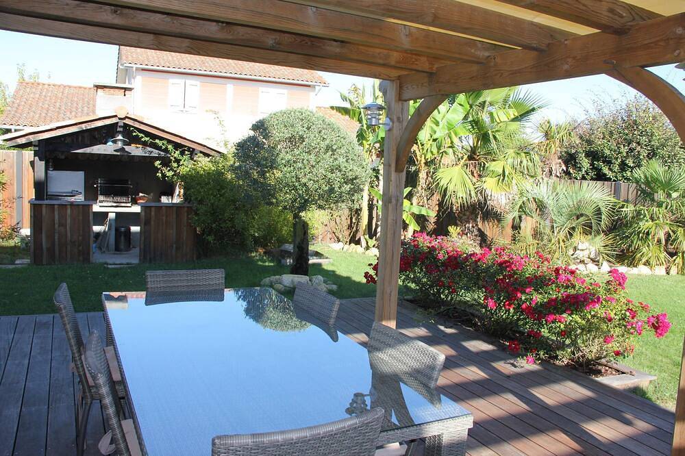 Haus mit Terrasse, Außenküche und schönem Garten zum Sonnenbaden in Lège-Cap-Ferret, Arcachon und Umgebung