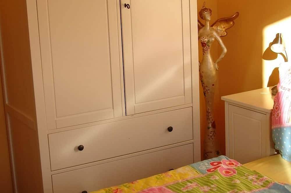 Ganze Wohnung, Ferienwohnung 1 - 7 Personen, 56 - 86 m²,  1 - 3 Schlafzimmer, Parkplatz, Wi-Fi in Bad Honnef, Siebengebirge