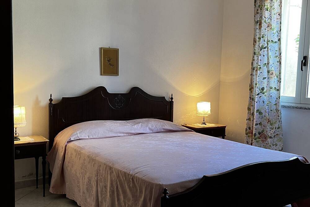 Beautiful and well-kept apartment, 2 kilometers from the beach. Ideal for 4 - 5 people. in Cabras, Stagno di Càbras