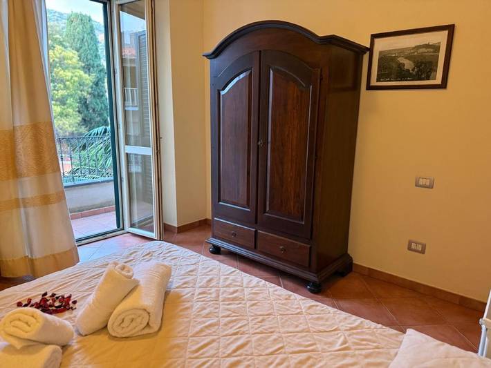 Maison d’hôte pour 2 personnes, avec balcon et vue à Bosa - 4