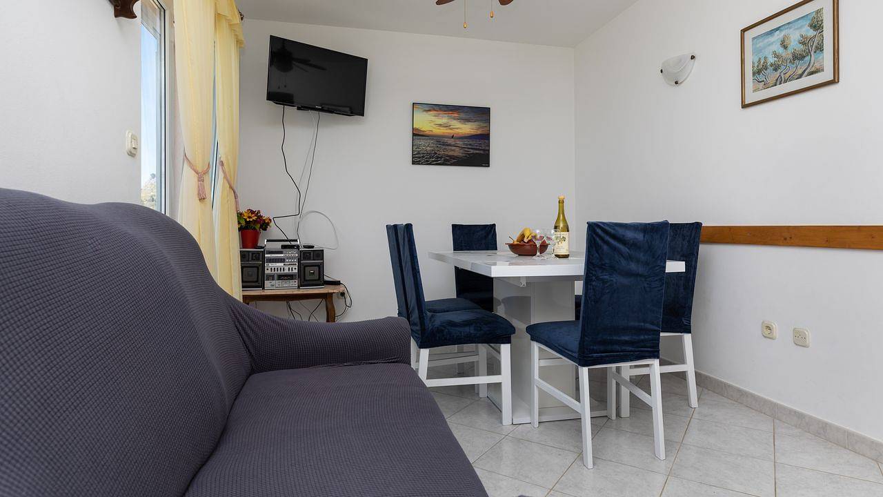 Cały apartament wypoczynkowy, Ferienwohnung für 6 Personen (61 m²) in Mimice in Mimice, Żupania splicko-dalmatyńska