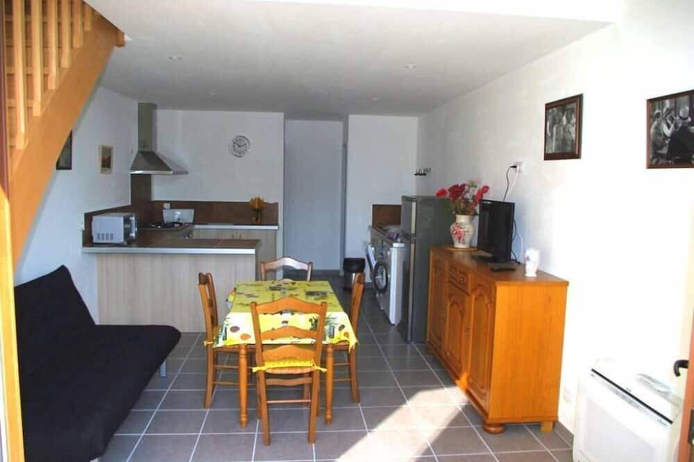 Gite 2/3 persons in Provence, 10 km from Avignon. in Saint-Saturnin-lès-Avignon, Vaucluse