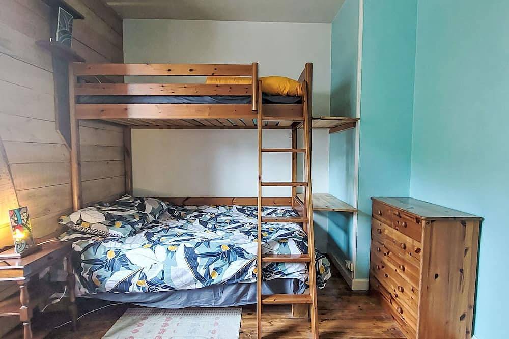 Belle maison de vacances privée pour 4 personnes avec Wifi, Tv et patio in Plérin, Côte de Goëlo