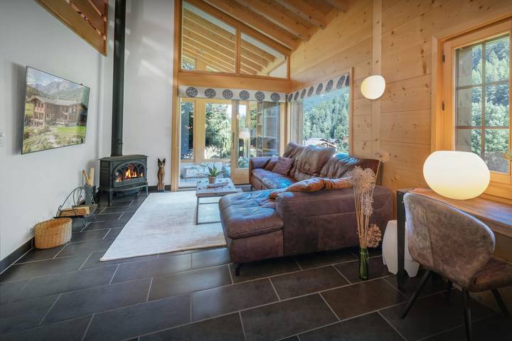 Gîte pour 14 personnes, avec sauna ainsi que jardin et jacuzzi dans Entremont - 4