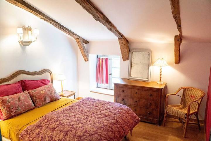 Location de vacances pour 6 personnes, avec jardin et terrasse, animaux acceptés à Désaignes - 2