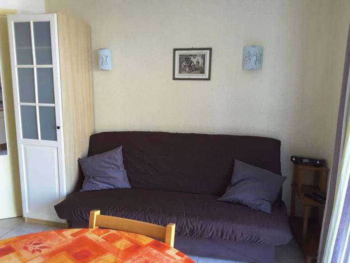 Gîte pour 2 personnes, avec jardin ainsi que terrasse et piscine à Salavas - 2