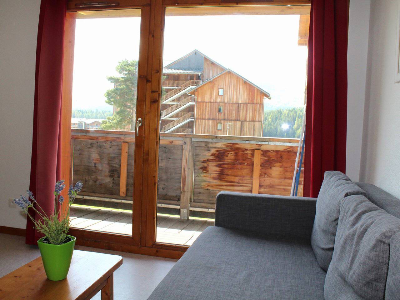 Entire apartment, Cozy apartment in Superdévoluy, 6 pers, south balcony, near slopes in Saint-Étienne-en-Dévoluy, Le Dévoluy