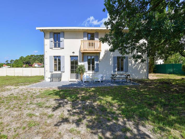 Villa pour 6 personnes, avec Balcon ainsi que Terrasse et Jardin au Bassin d'Arcachon