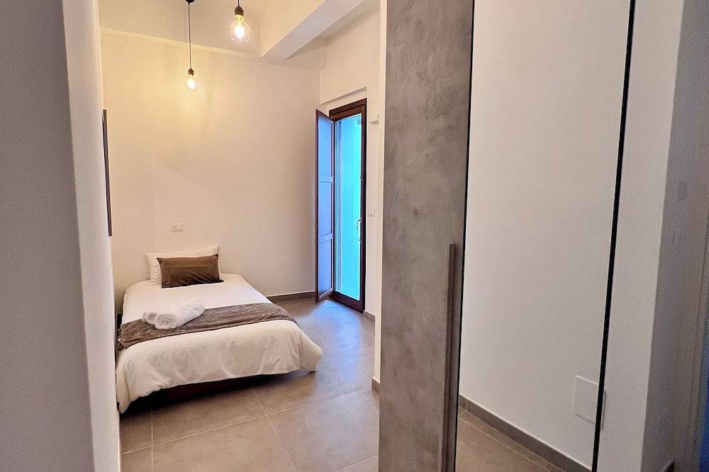 Appartamento intero, Cuore D'Aquila - Dimora nel centro storico con cortile privato in L'Aquila, Gran Sasso