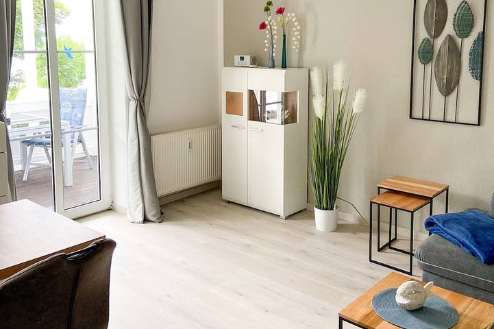 Villa für 3 Personen, mit Garten und Balkon
