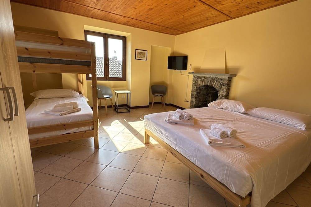 Entire apartment, Trarego Haus - Apartment 5 in Viggiona, Trarego Viggiona