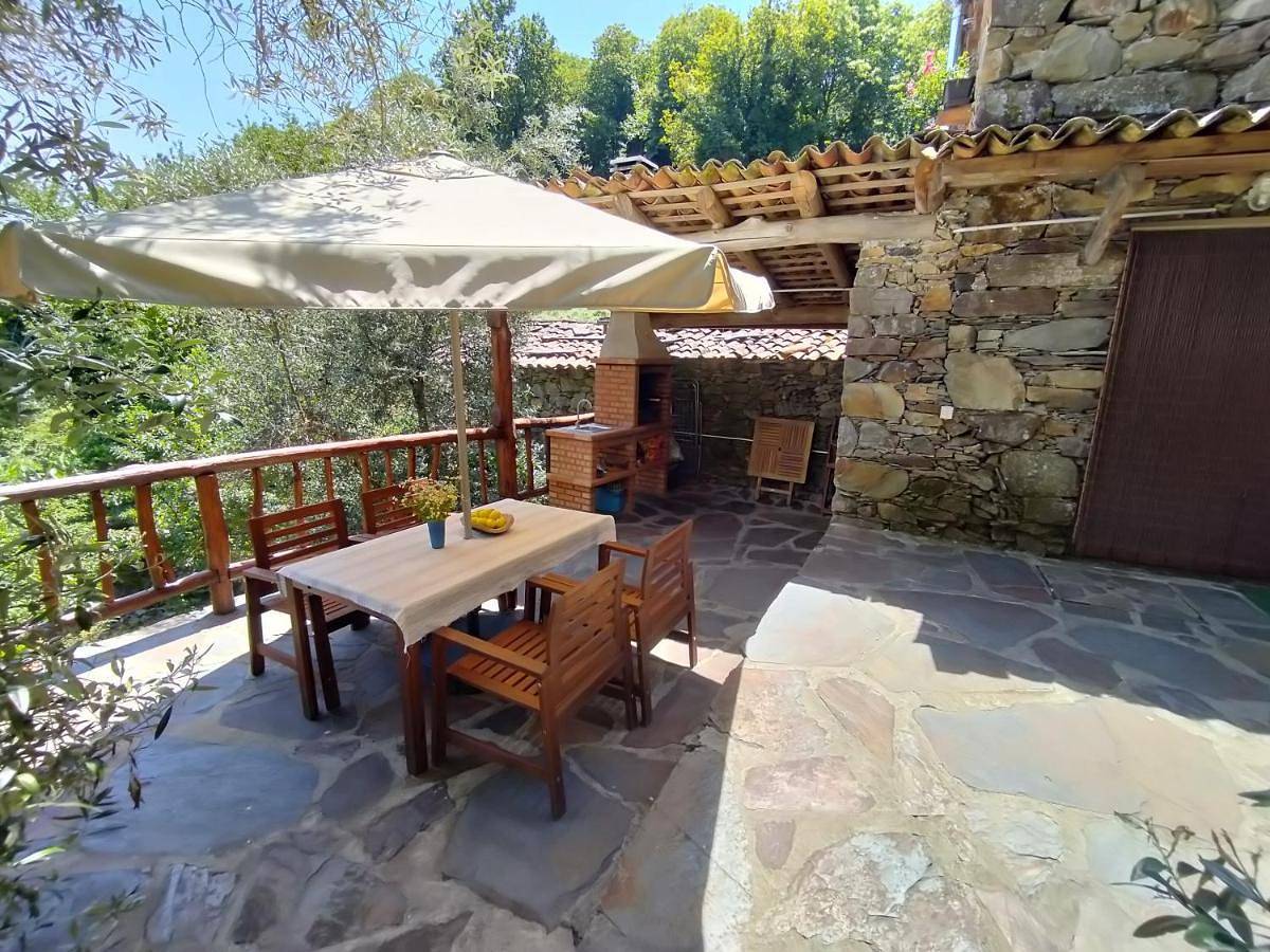 Three-Bedroom House in Lousã, Serra da Lousã