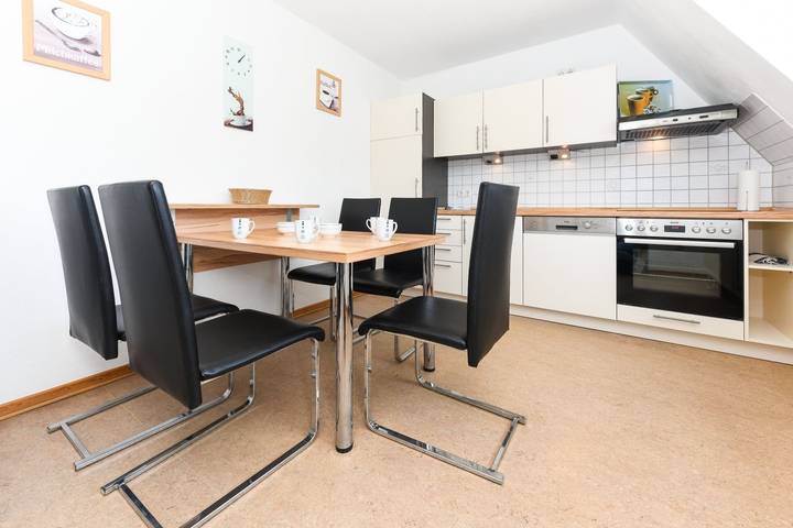 Ferienwohnung für 5 Personen, mit Garten in Bensersiel - 3