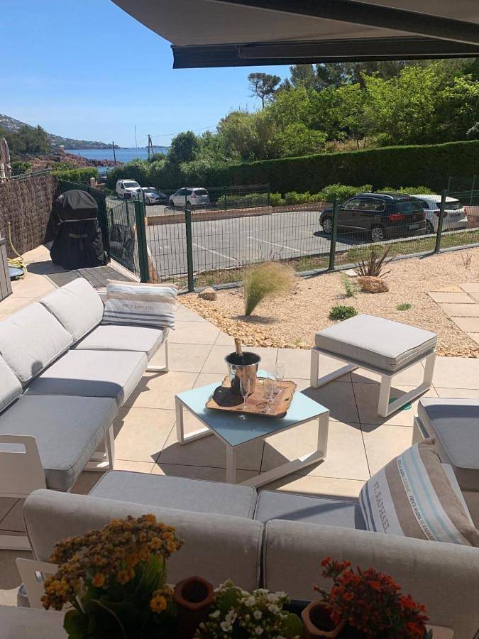 Appartement de vacances pour 8 personnes, avec vue ainsi que jardin et terrasse