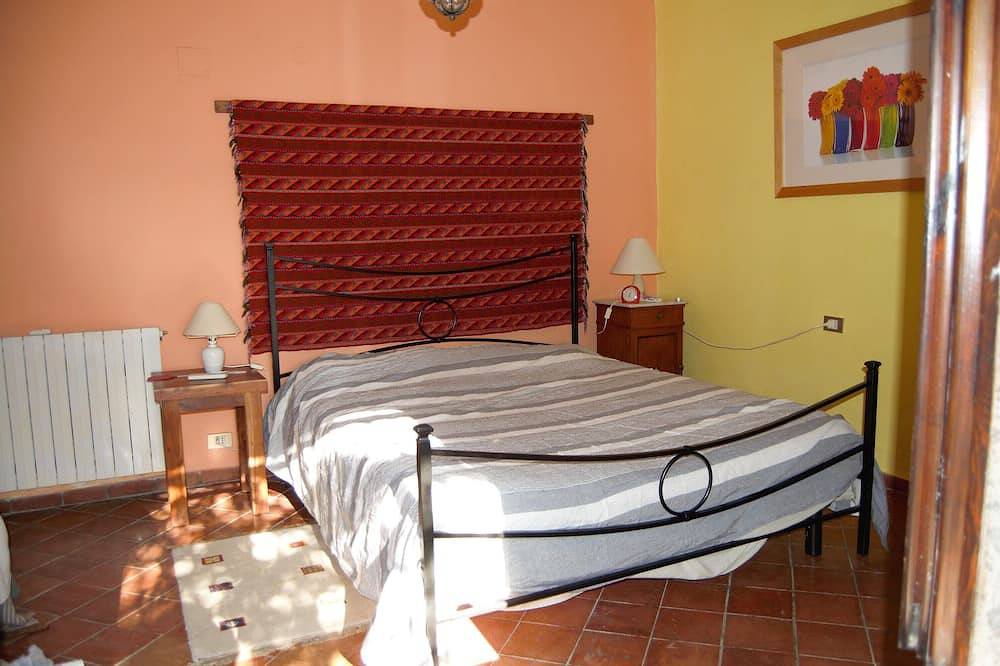 Geheel appartement, Een landhuis om te ontspannen in Toscane met privézwembad en gratis Wi-Fi in Grosseto, Provincie Grosseto