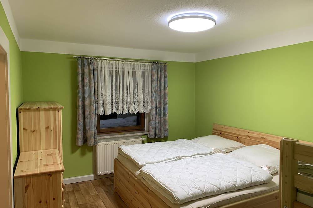 Ganze Wohnung, Ferienwohnung direkt am Loipeneinstieg\nlademöglichkeit E-Auto / Hybrid! in Johanngeorgenstadt, Erzgebirge