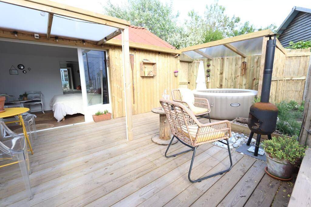 Double Room with Garden View in Sangatte, Région de Calais