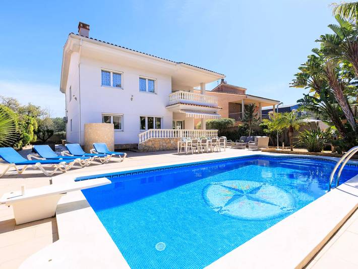 Casa rural para 12 personas, con jardín en Cambrils