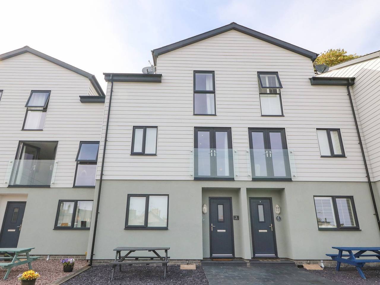 3 Yr Hen Lys in Pwllheli, Gwynedd