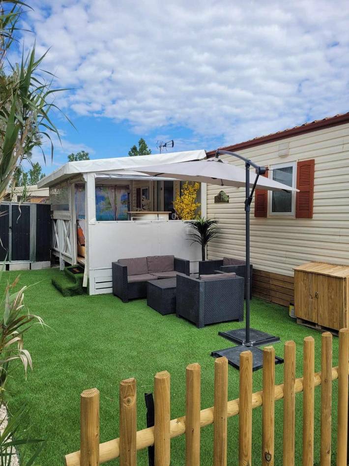 Camping für 4 Personen, mit Ausblick und Garten, mit Haustier in Hyeres - 2