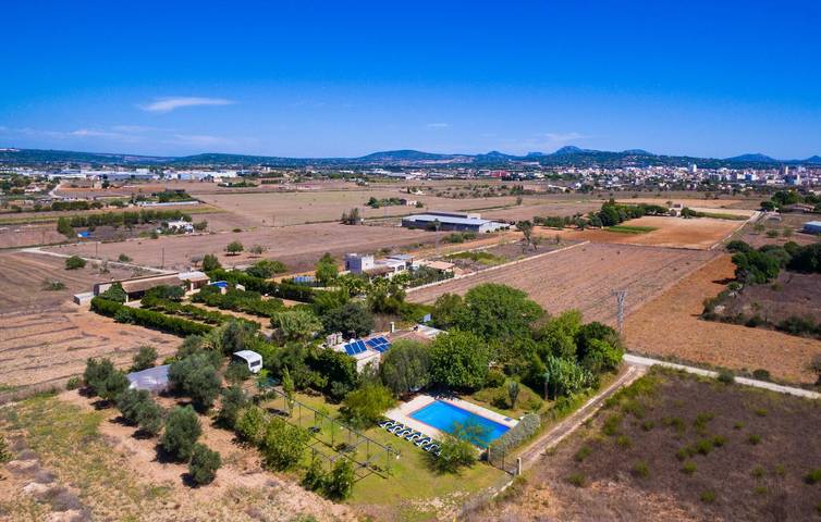 Holiday home for 10 people, with terrace, with pets - 1