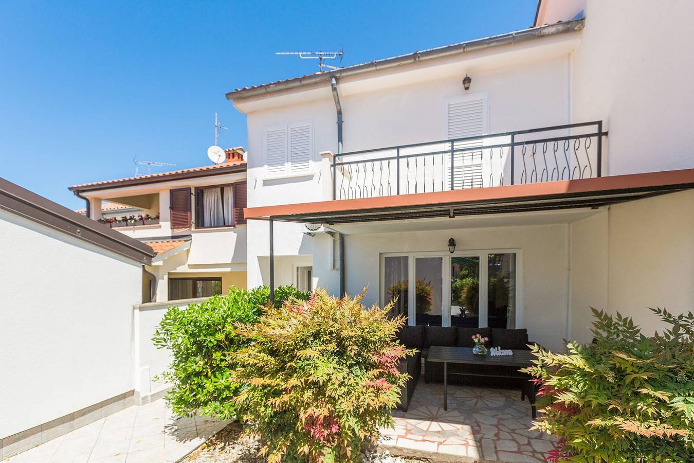 Malerisches, hundefreundliches Ferienhaus nur 400 Meter zum Strand mit BBQ, Babybett in Poreč, Grad Poreč