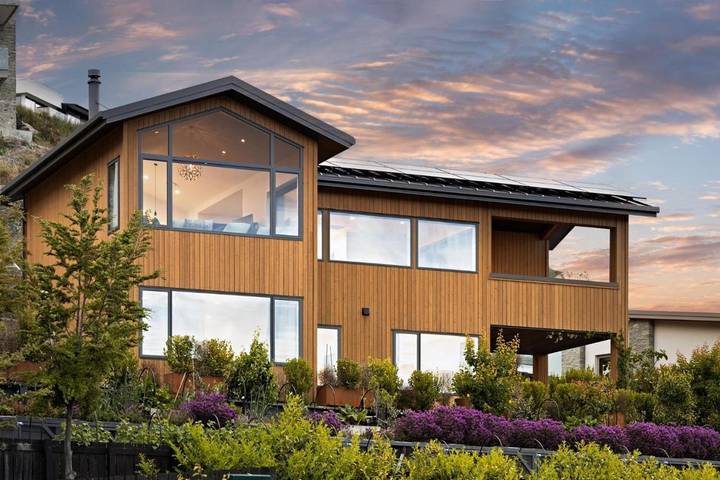 Feriehus for 6 personer, med utsikt og balkong i tillegg til innsjøutsikt, barnevennlig i New Zealand