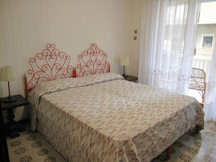 Gîte pour 6 personnes, avec balcon/terrasse ainsi que vue et vue sur l’océan à Grado - 4