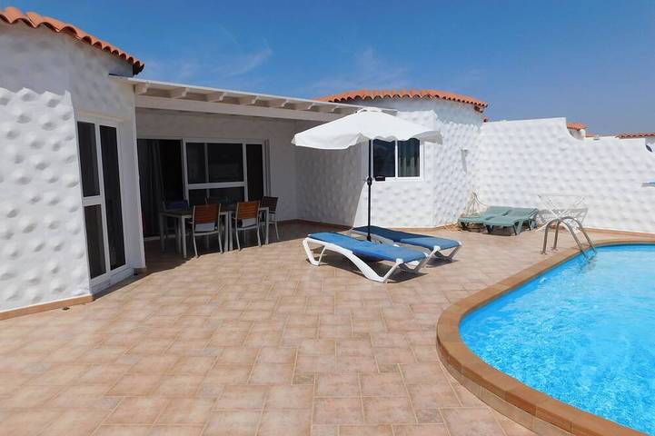Chalet für 4 Personen, mit Terrasse und Garten in Costa Calma