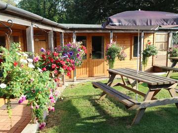 Chambre d’hôte pour 2 personnes, avec jardin à Silverstone