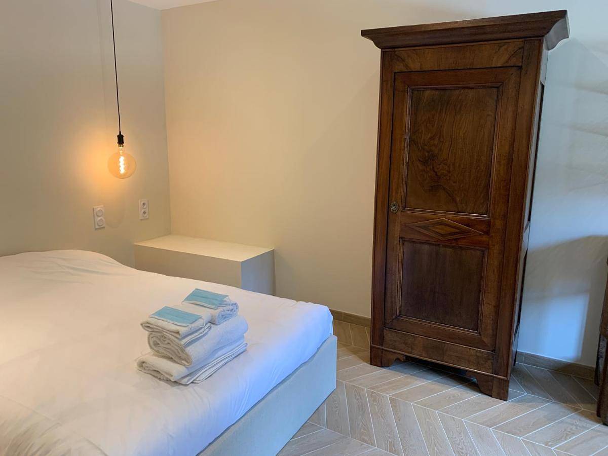 Apartment with Terrace in Beaune, Région de Beaune