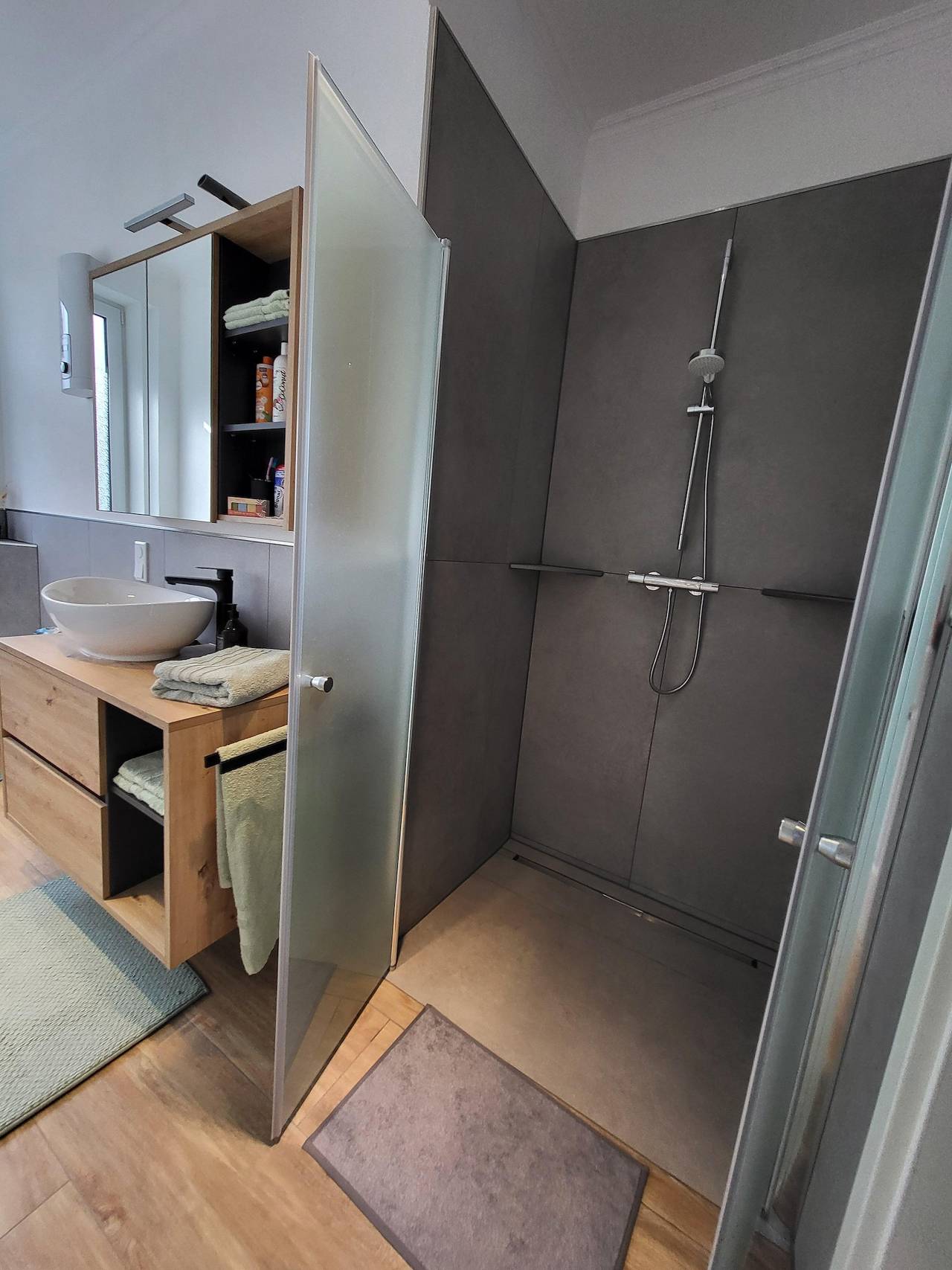 Ganze Ferienwohnung, 2-Bett-Ferienwohnung, Dusche/Wc, 2 Personen in Hellenthal, Rureifel (Nordrhein-westfalen)