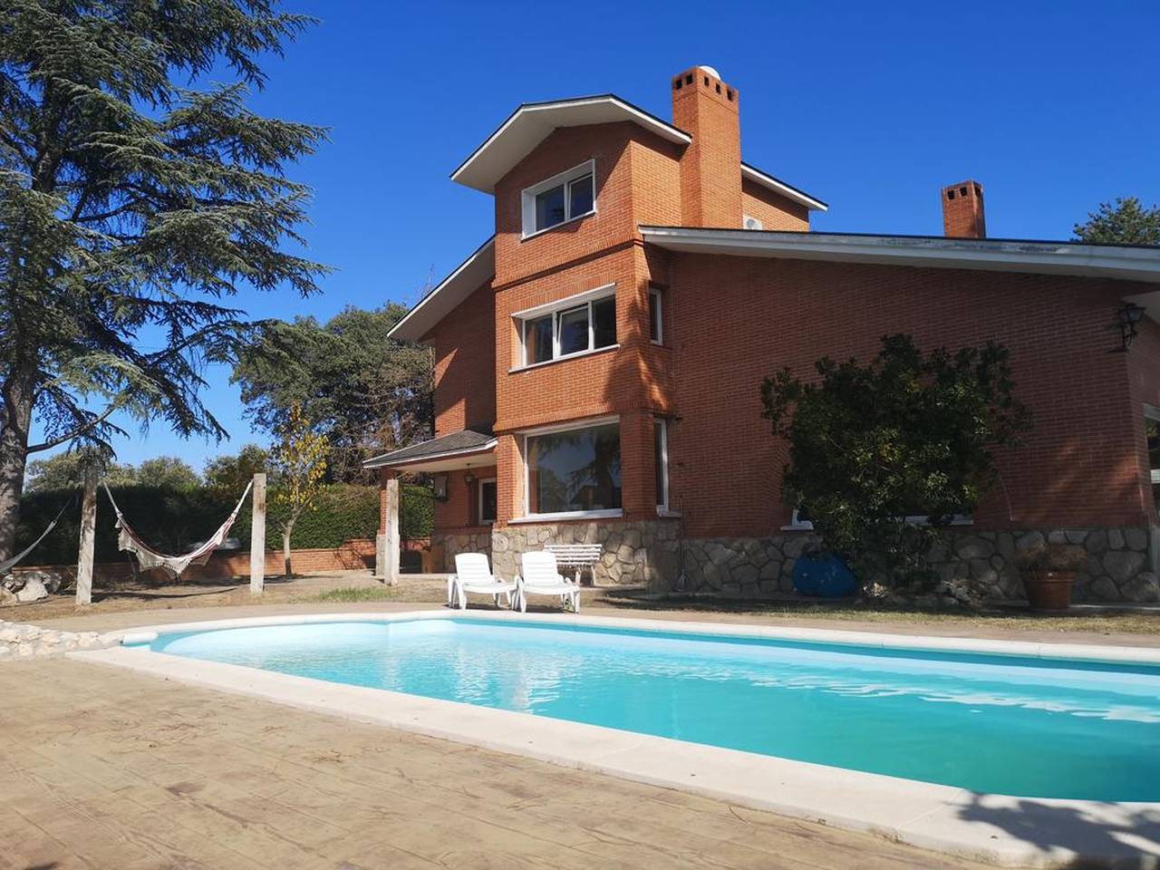 Apartamento entero, Apartamento acogedor en Villaviciosa de Odón con piscina compartida in Villaviciosa de Odón, Provincia de Madrid