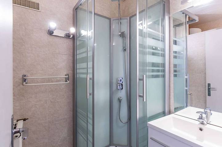Appartement entier, Appartement lumineux, vue montagne - 6 pers. in Gourette, Eaux-Bonnes