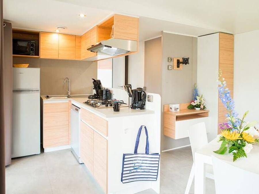 Camping Arinella Bianca - Casa mobile 8 persone - Mobil-home | Ultimate | 3 Camere da letto | 6/8 Pers. | Terrazza rialzata | 2 bagni | Aria condizionata. in Marina d'Oru, Ghisonaccia