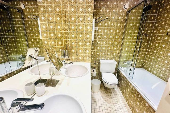 Entire apartment, Rothornblick 29 Appartement/Fewo,   4-Bettwohnung in Arosa, Plessur alps
