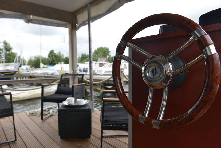Ferienwohnung für 4 Personen, mit Terrasse und Ausblick sowie Seeblick in Werder