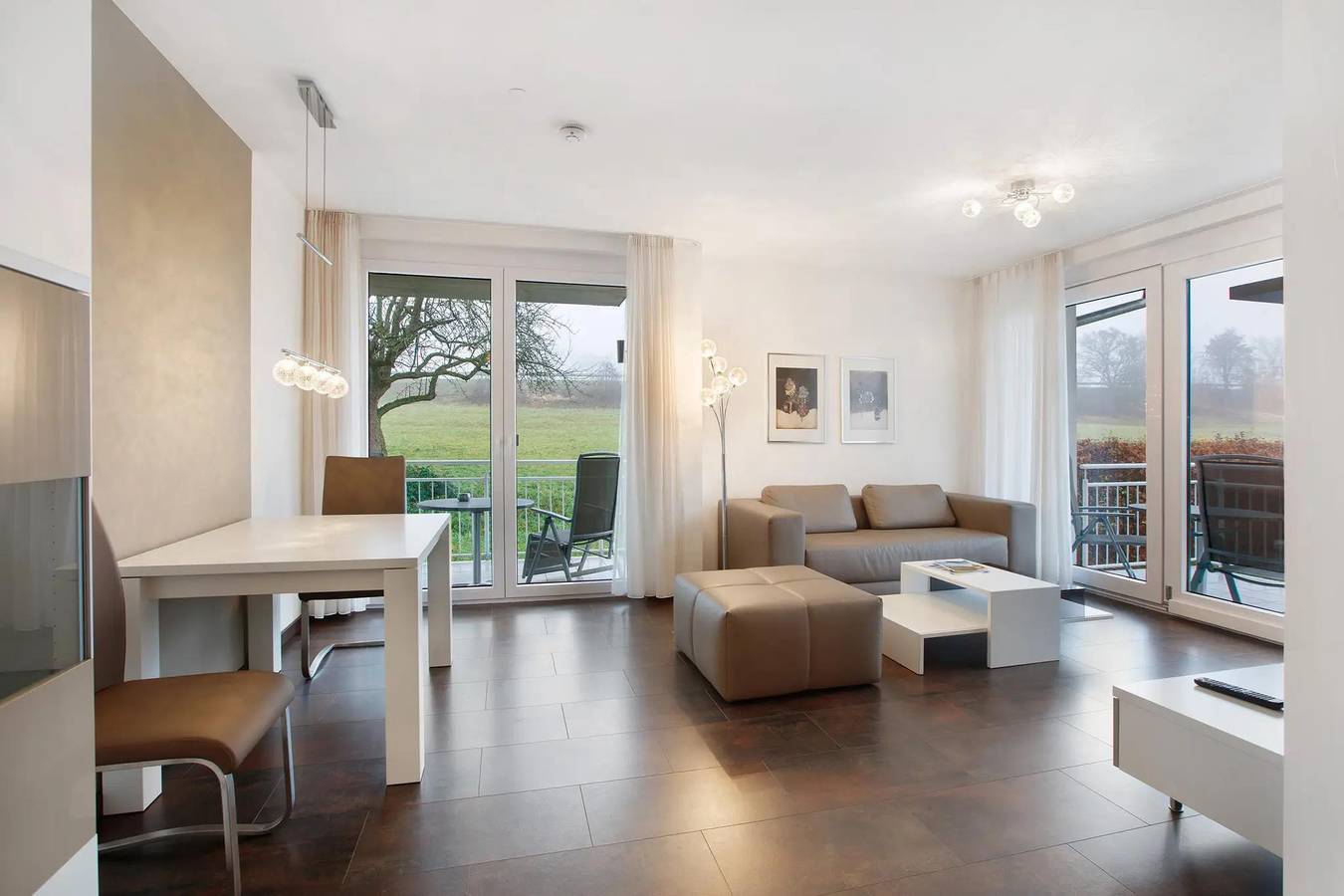 Ganze Wohnung, Balkon & Therme | Ferienwohnung Burgunderblick in Bad Bellingen, Südschwarzwald