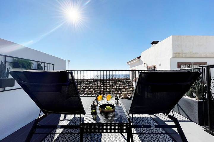 Chalet für 6 Personen, mit Terrasse und Garten in Malaga