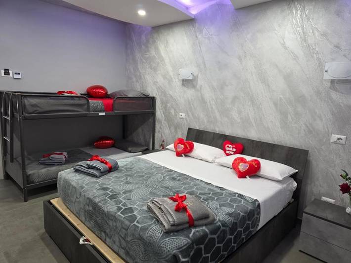 Location de vacances pour 4 personnes, avec balcon et vue, animaux acceptés à Adrano - 2