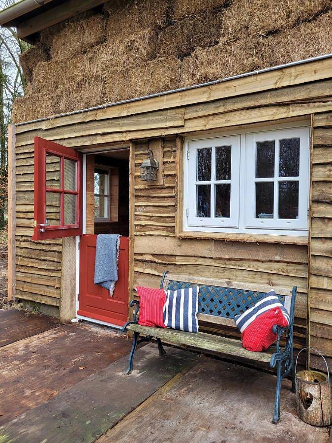 Camping voor 3 personen, with Terras and Tuin as well as Uitzicht in Epe