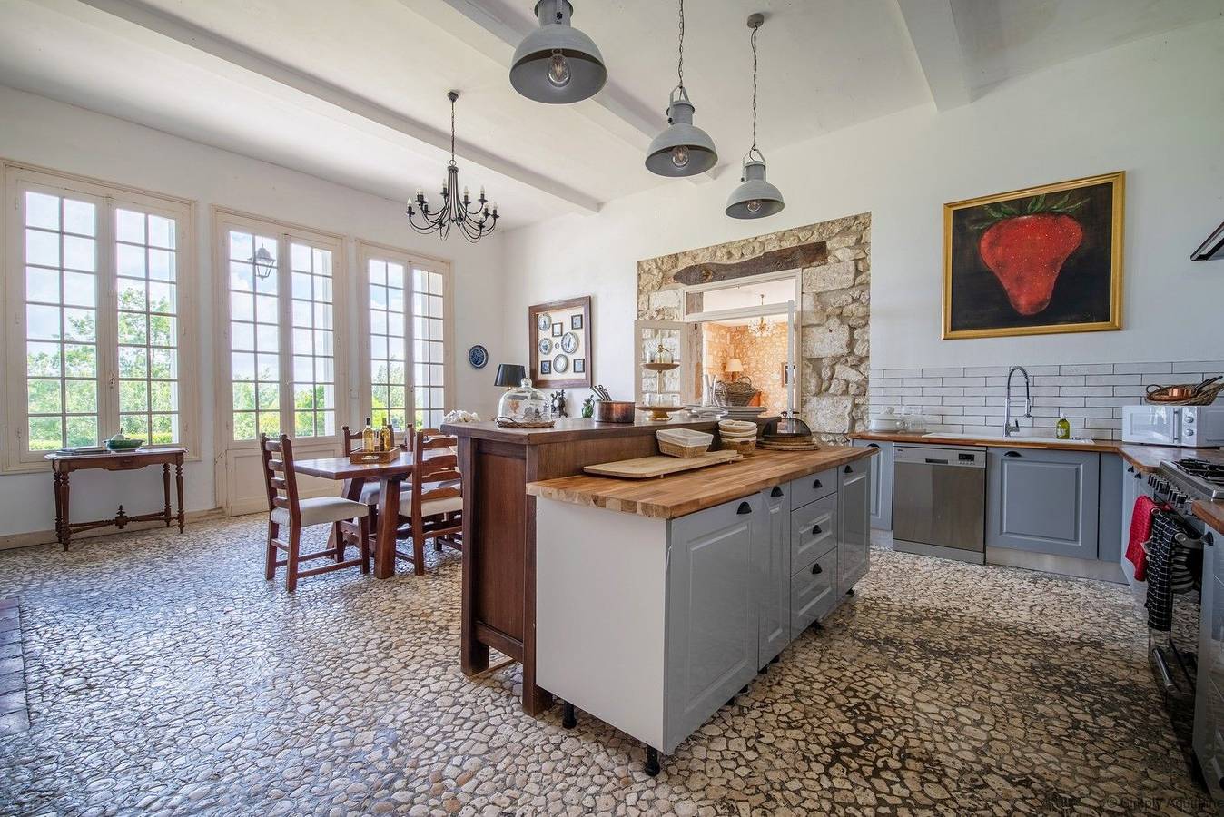 115 Stunning Monbazillac Chateau | Sleeps 12 in Monbazillac, Périgord Pourpre