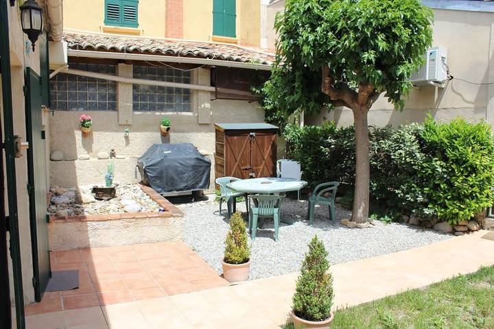 Gîte pour 6 personnes, avec Terrasse et Jardin