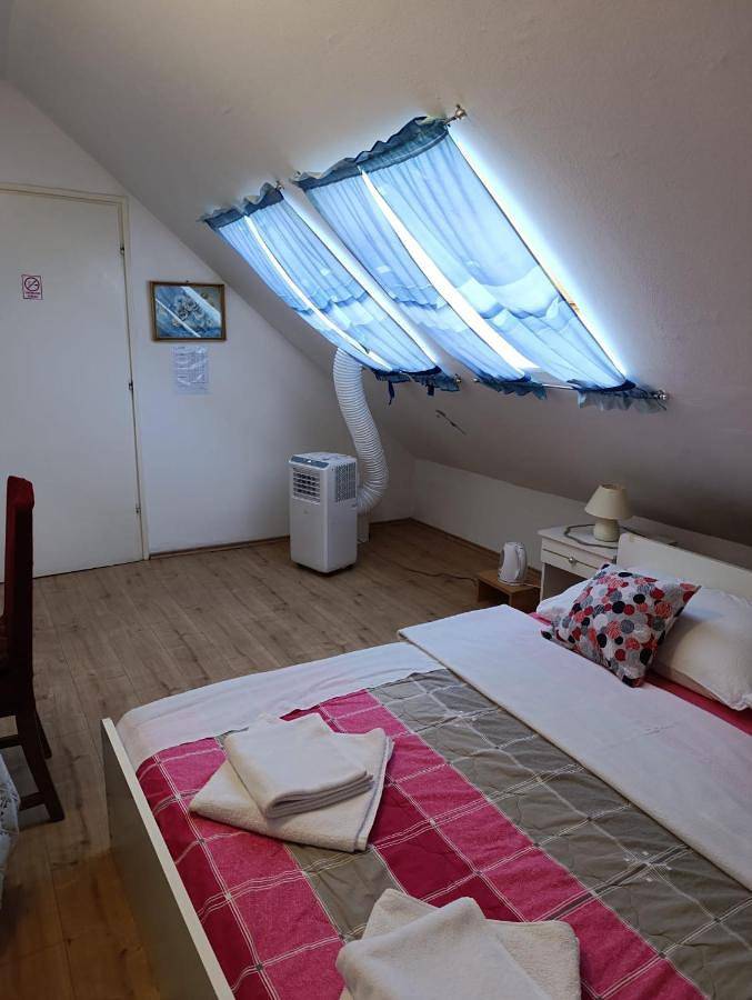 Gîte pour 4 personnes, avec Vue dans Plitvička Jezera - 2