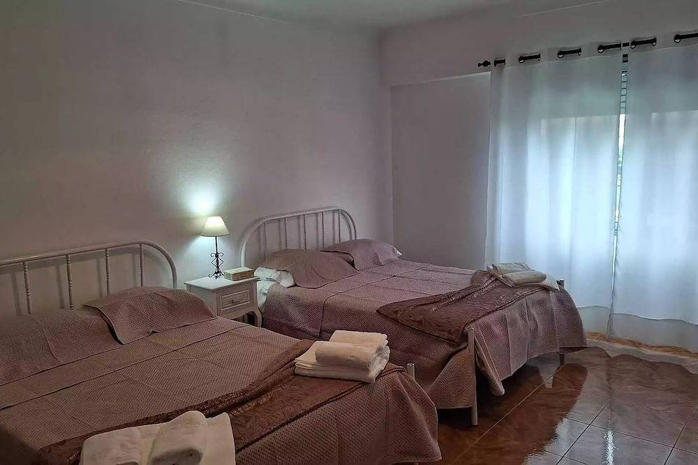Apartamento entero, Cantinho das Japoneiras in Velas, São Jorge